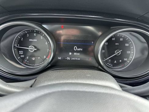 Used 2023 Buick Encore GX Select w/ Sport Touring Package FWD image 12