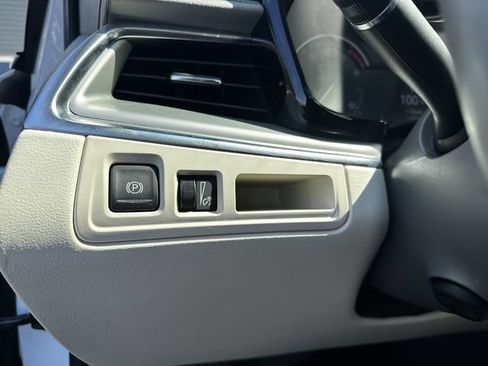 Used 2023 Cadillac XT5 Premium Luxury AWD/4WD image 29