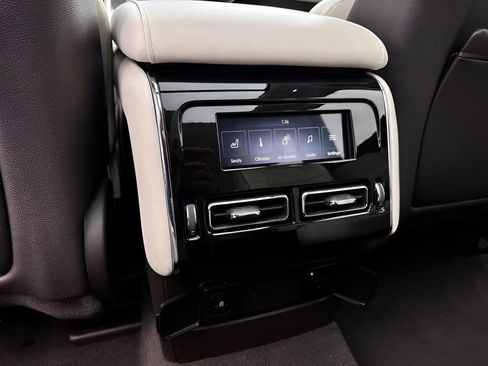 Used 2023 Lincoln Aviator Black Label Grand Touring AWD/4WD image 19