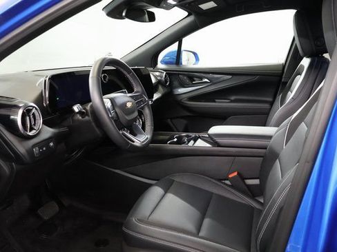New 2025 Chevrolet Blazer EV LT AWD/4WD image 12