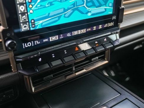 Used 2025 GMC Hummer EV 3X w/ Extreme Off-Road Package AWD/4WD image 34