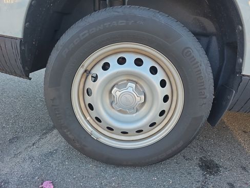 Certified 2023 Ford Maverick XL image 11