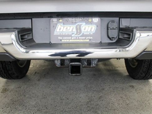 Used 2019 RAM 1500 Laramie image 8