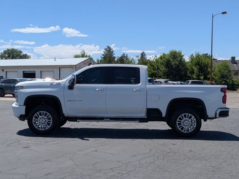 Used 2022 Chevrolet Silverado 2500 High Country AWD/4WD image 7