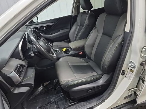 Used 2023 Subaru Outback Onyx Edition AWD/4WD image 30