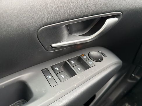 New 2026 Hyundai Tucson SE image 28