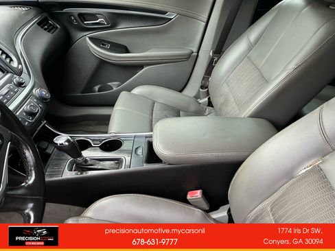 Used 2017 Chevrolet Impala LT image 25