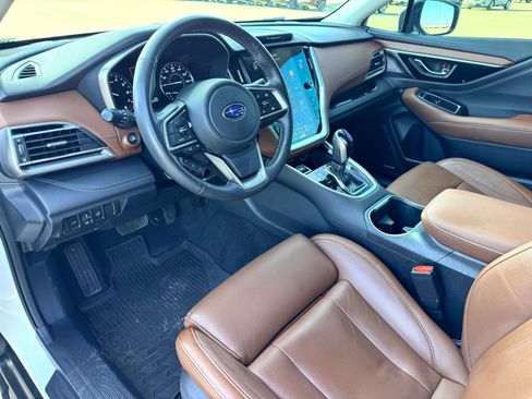 Used 2022 Subaru Outback Touring XT image 11