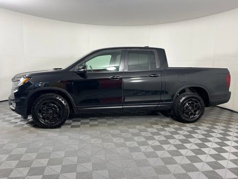 Certified 2025 Honda Ridgeline TrailSport+ image 2