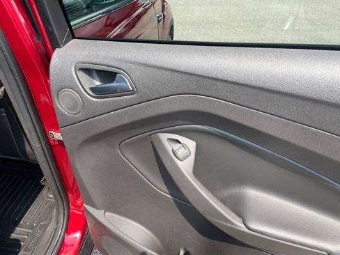 Used 2018 Ford Escape Titanium FWD image 54