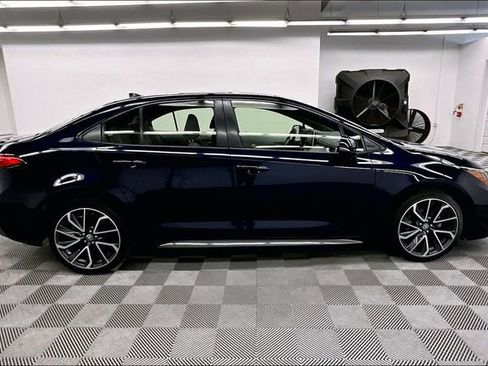 Used 2020 Toyota Corolla SE w/ SE Premium Package image 15