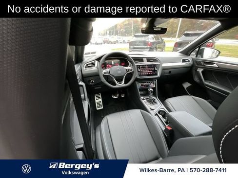 Certified 2024 Volkswagen Tiguan SE R-Line AWD/4WD image 2