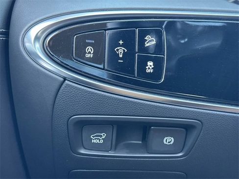 Used 2024 Genesis GV70 2.5T w/ Select Package image 21