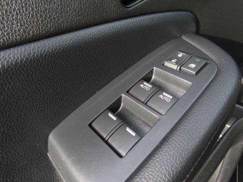 Certified 2022 Honda Pilot Touring image 25