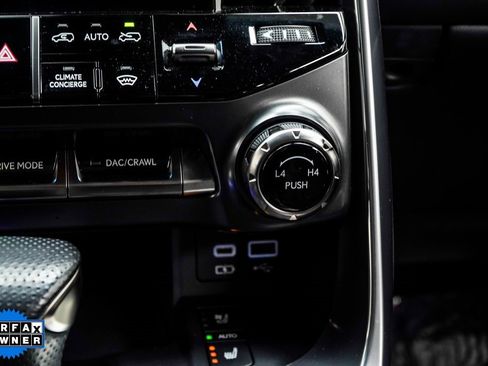 Used 2023 Lexus LX 600 F Sport image 27