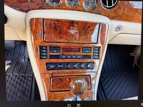 Used 2004 Bentley Arnage T RWD image 38