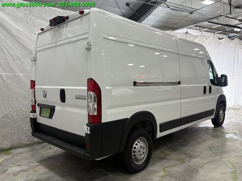 Used 2024 RAM ProMaster 2500 w/ Convenience Group FWD image 8