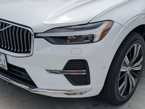 Certified 2023 Volvo XC60 B5 Ultimate w/ Protection Package Premier FWD image 9