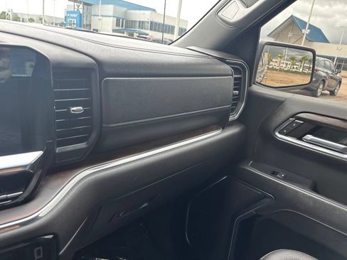 Used 2024 GMC Sierra 1500 SLT RWD image 27