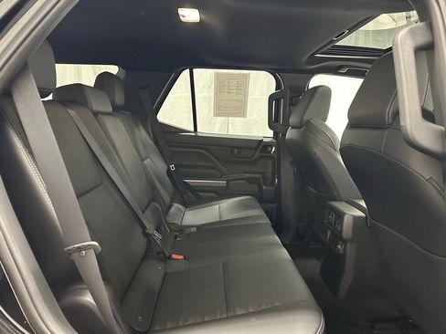 Used 2025 Toyota 4Runner TRD Off-Road Premium image 54