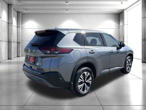 Used 2021 Nissan Rogue SV AWD/4WD image 8