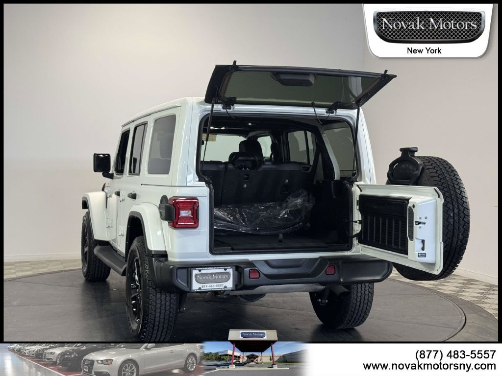 Used 2021 Jeep Wrangler Unlimited Sahara AWD/4WD image 14