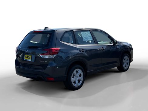 Used 2023 Subaru Forester AWD/4WD image 5