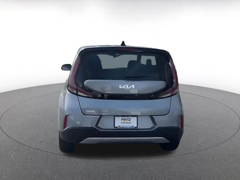 Used 2025 Kia Soul LX w/ LX Technology Package image 11