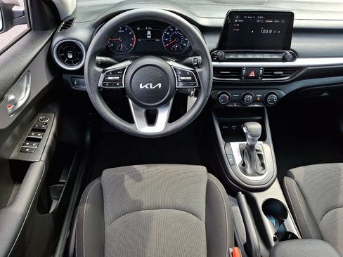 Used 2023 Kia Forte LXS FWD image 12