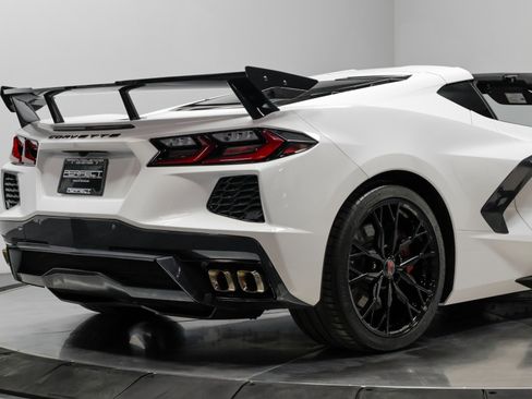 Used 2023 Chevrolet Corvette Stingray Convertible w/1LT w/ Z51 Performance Package image 17