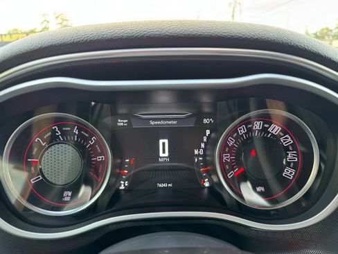 Used 2017 Dodge Challenger GT w/ Driver Convenience Group image 31