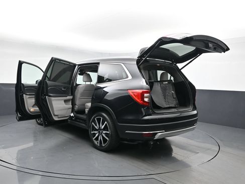 Used 2019 Honda Pilot Touring image 15