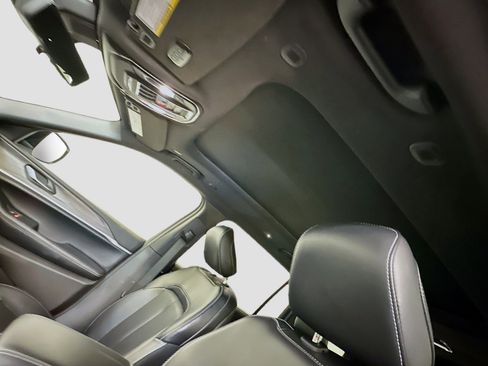 Used 2024 Jeep Grand Cherokee L Limited w/ Luxury Tech Group II image 27