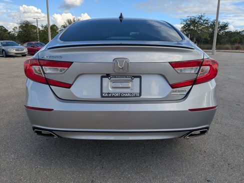 Used 2022 Honda Accord Sport Special Edition image 6