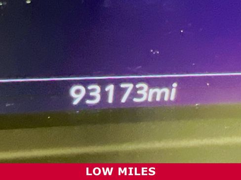 Used 2020 Chevrolet Silverado 3500 LTZ w/ LTZ Premium Package image 18