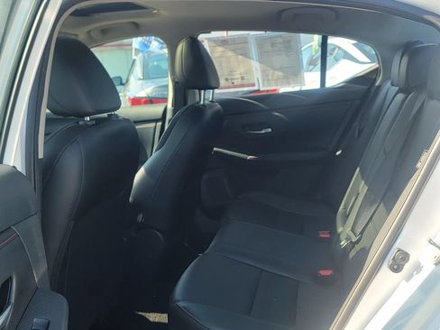 Used 2024 Nissan Sentra SR w/ SR Premium Package FWD image 16
