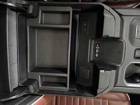 Used 2022 GMC Sierra 1500 Denali Ultimate image 26