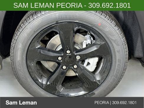 New 2025 Jeep Grand Cherokee Limited image 30