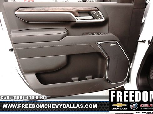 New 2025 GMC Sierra 2500 SLT w/ Texas SLT Premium Package image 37