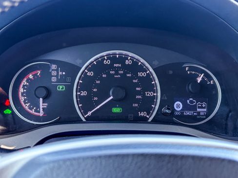 Used 2013 Lexus CT 200h FWD image 22