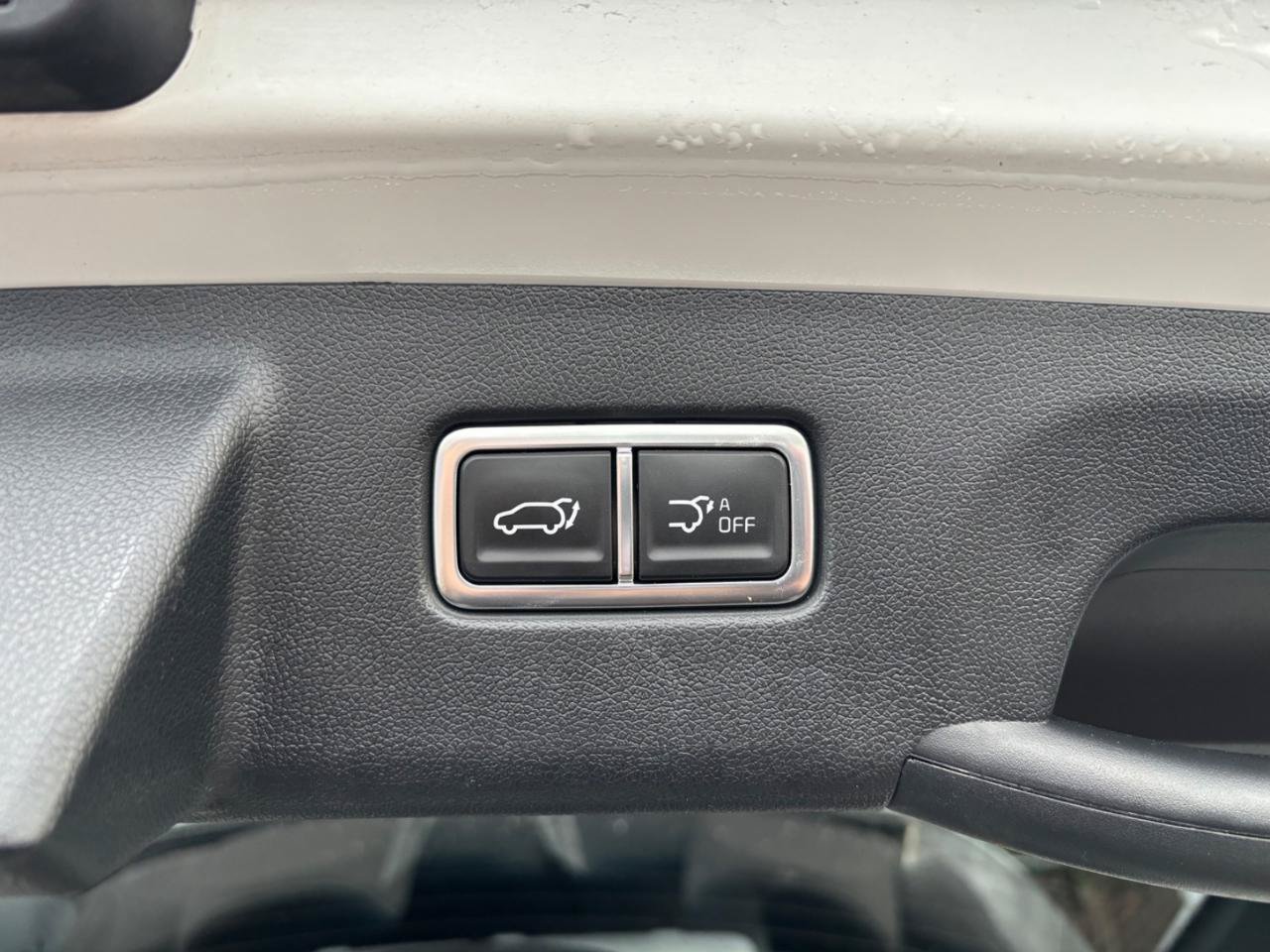 Used 2025 Kia Sorento SX Prestige AWD/4WD image 11