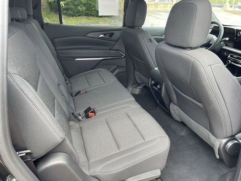 Used 2024 Chevrolet Traverse LS w/ Midnight/Sport Edition FWD image 15