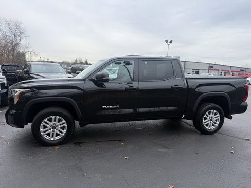 Used 2024 Toyota Tundra SR5 image 3