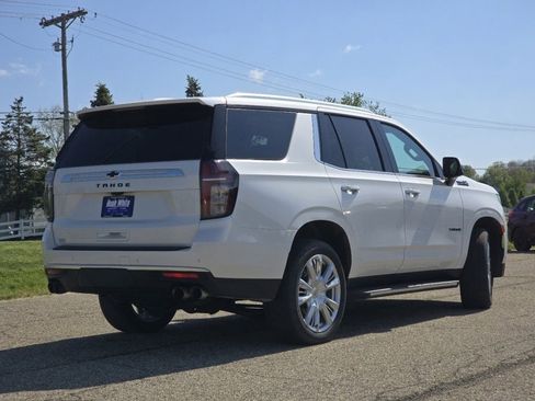 Used 2024 Chevrolet Tahoe High Country AWD/4WD image 21