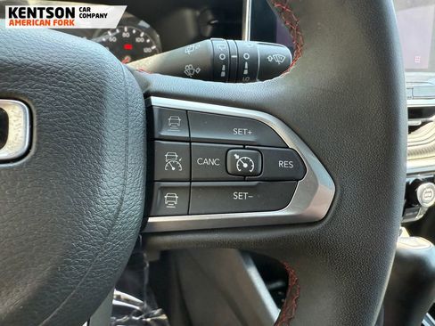 Used 2023 Jeep Compass Trailhawk image 19