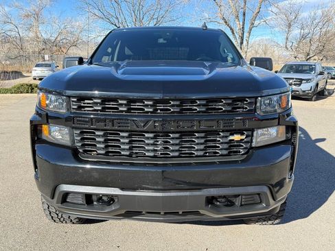 Used 2022 Chevrolet Silverado 1500 Custom w/ Safety Confidence Package image 9