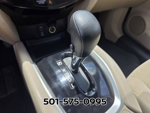 Used 2016 Nissan Rogue SV w/ SV Premium Package AWD/4WD image 24