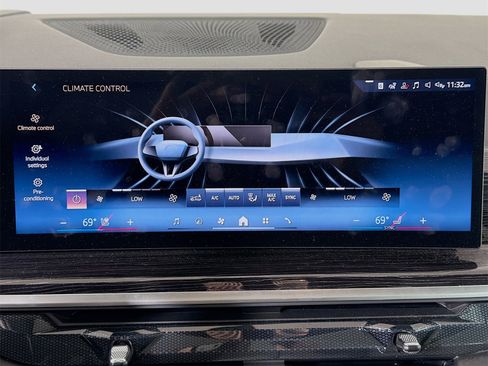 Used 2026 BMW X5 xDrive40i w/ M Sport Package image 19