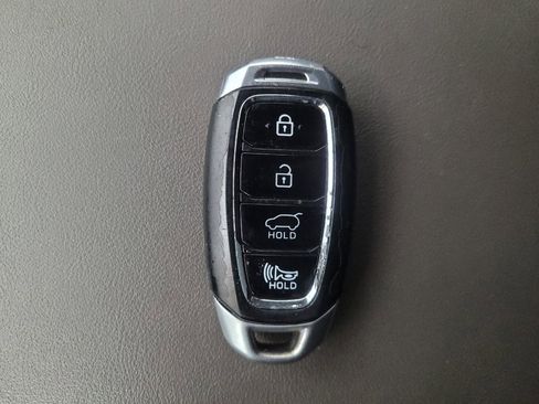 Used 2020 Hyundai Santa Fe SEL w/ Convenience Package image 32