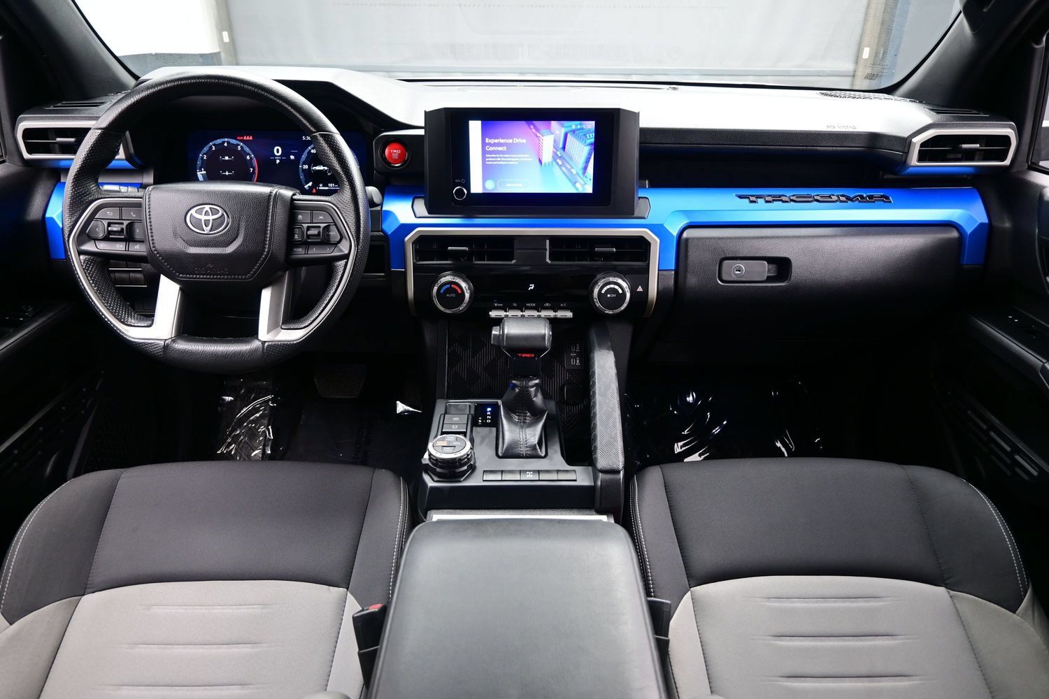 Used 2024 Toyota Tacoma TRD Off-Road AWD/4WD image 16